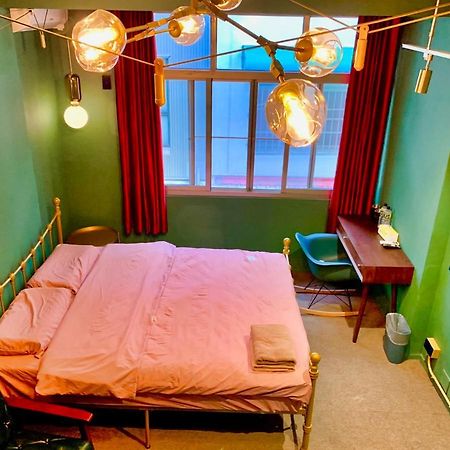 Hinoki Mansion Hostel Tainan Buitenkant foto