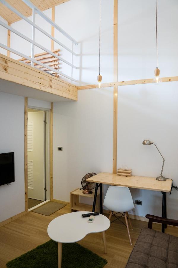 Hinoki Mansion Hostel Tainan Buitenkant foto