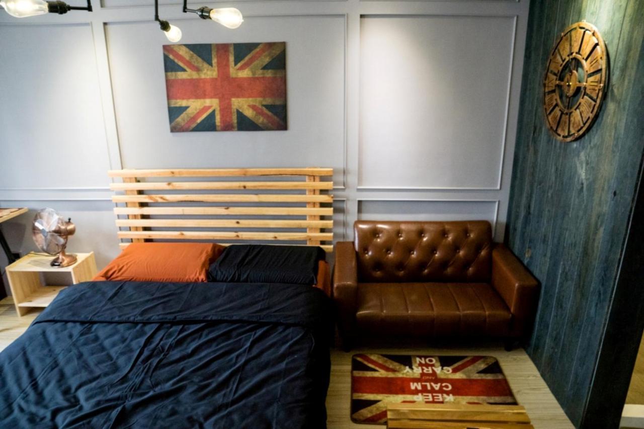 Hinoki Mansion Hostel Tainan Buitenkant foto